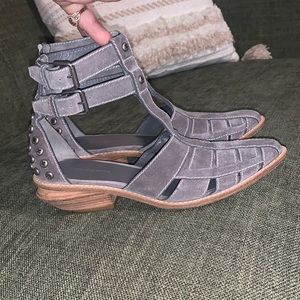 Alexander Wang T strap caged sandal sz7